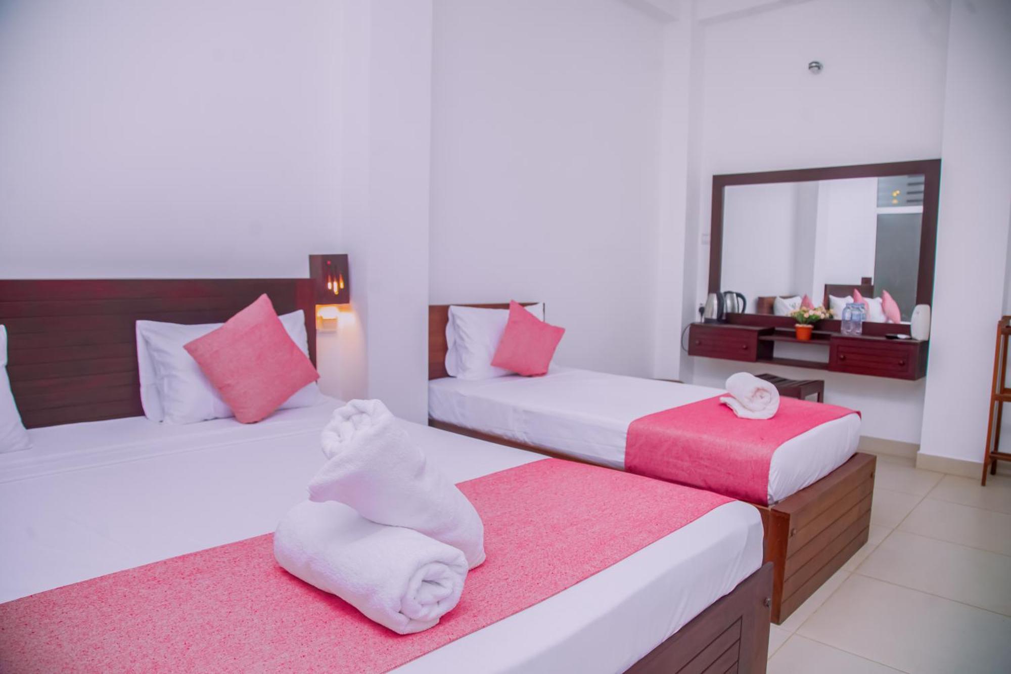 Ocean Villa Den Galle Exteriér fotografie